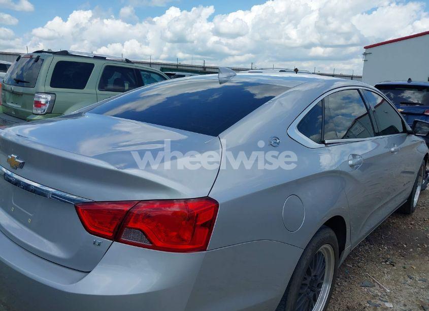 Photo 17 of 2017 Chevrolet Impala 1LT (VIN 2G1105S31H9108811)