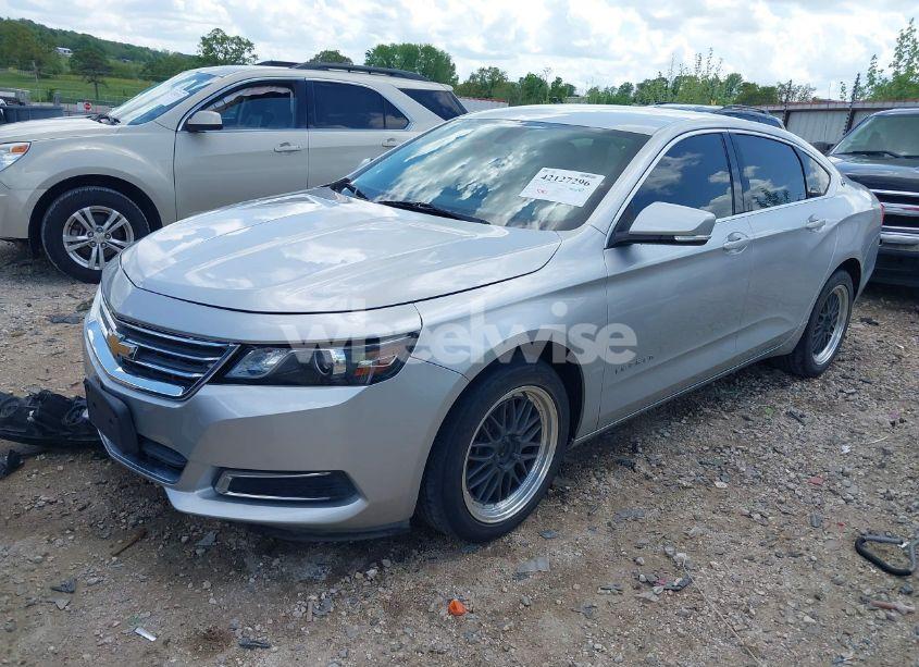 Photo 2 of 2017 Chevrolet Impala 1LT (VIN 2G1105S31H9108811)