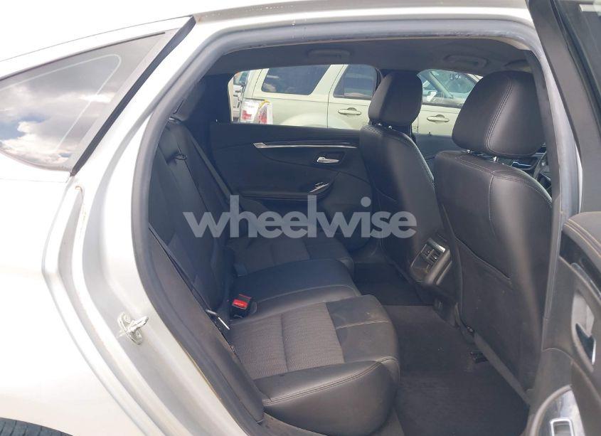 Photo 8 of 2017 Chevrolet Impala 1LT (VIN 2G1105S31H9108811)