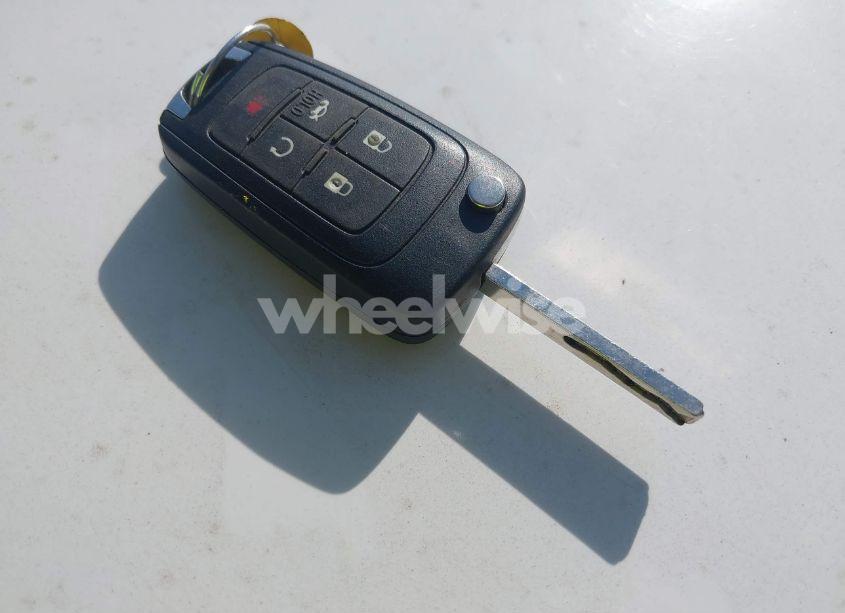 Photo 11 of 2017 Chevrolet Impala 1LT (VIN 2G1105S31H9127469)