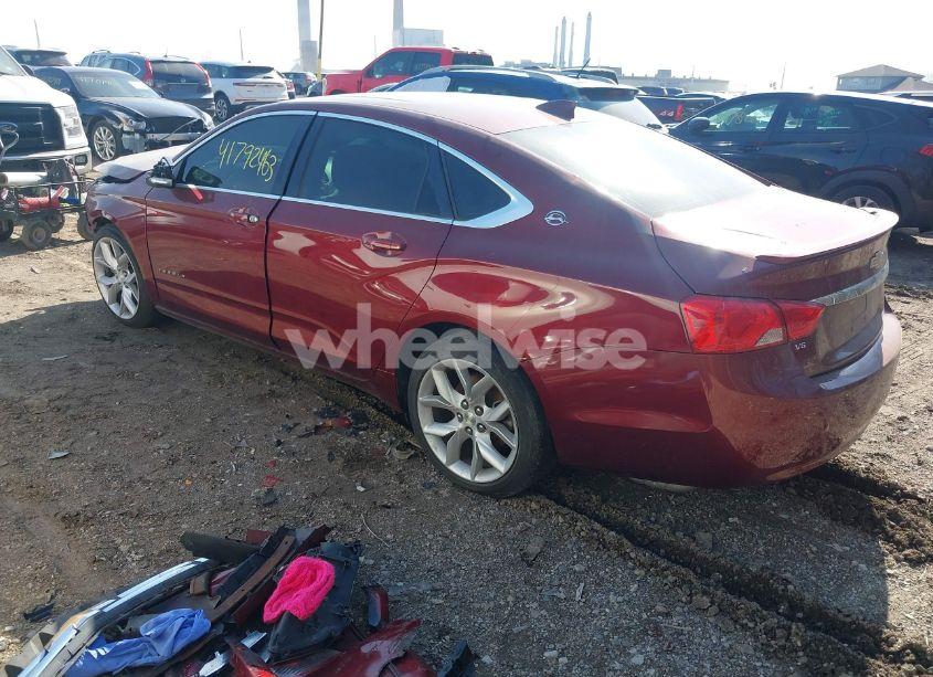 Photo 3 of 2017 Chevrolet Impala 1LT (VIN 2G1105S31H9127469)