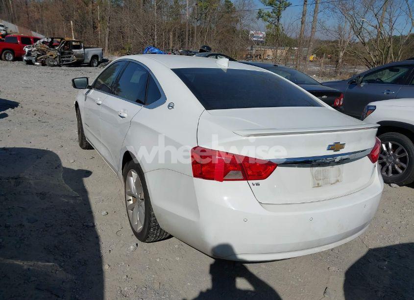 Photo 3 of 2017 Chevrolet Impala 1LT (VIN 2G1105S31H9192189)