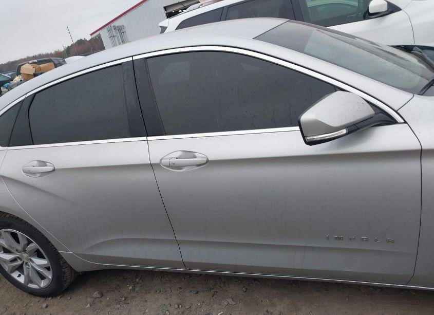 Photo 14 of 2018 Chevrolet Impala 1LT (VIN 2G1105S31J9154614)