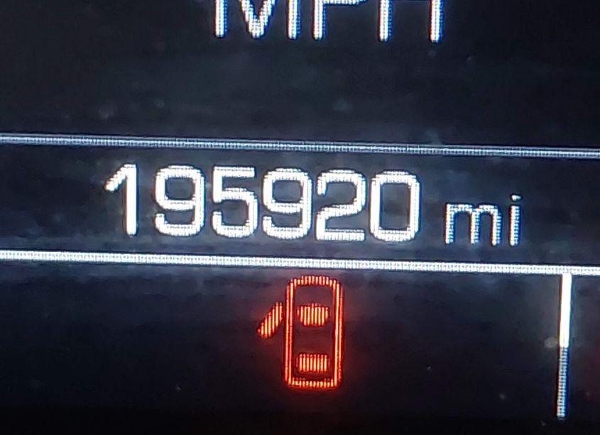 Photo 16 of 2018 Chevrolet Impala 1LT (VIN 2G1105S31J9154614)