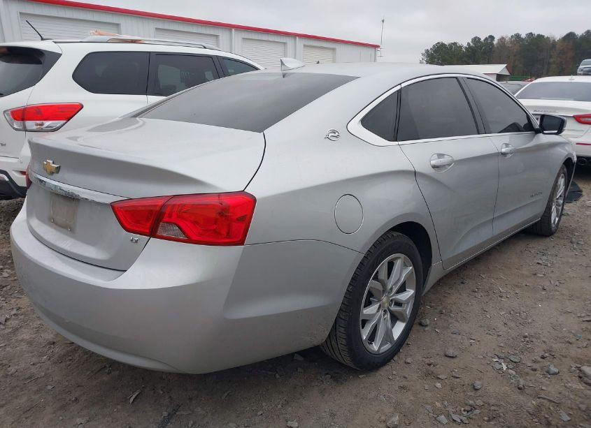 Photo 4 of 2018 Chevrolet Impala 1LT (VIN 2G1105S31J9154614)