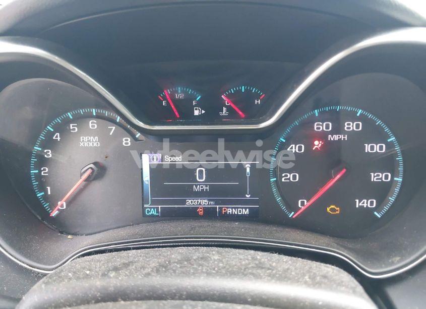 Photo 7 of 2018 Chevrolet Impala 1LT (VIN 2G1105S31J9159988)