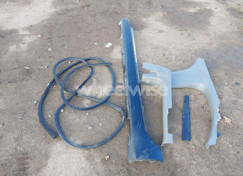 Photo 12 of 2018 Chevrolet Impala 1LT (VIN 2G1105S31J9164771)