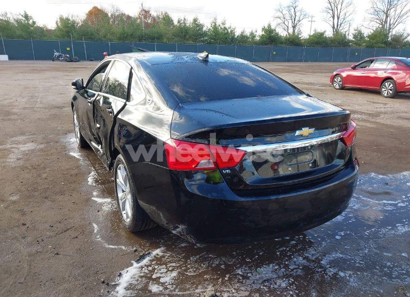 Photo 3 of 2018 Chevrolet Impala 1LT (VIN 2G1105S31J9164771)