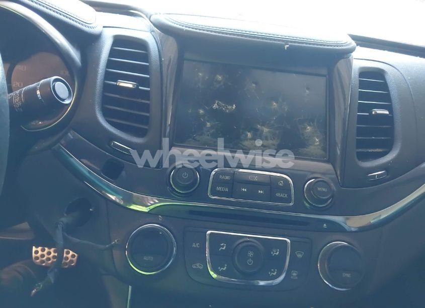 Photo 6 of 2019 Chevrolet Impala PREMIER (VIN 2G1105S31K9112333)