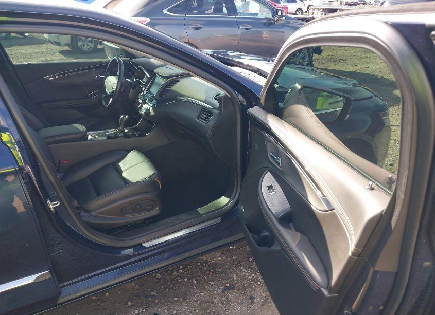 Photo 5 of 2019 Chevrolet Impala PREMIER (VIN 2G1105S31K9113059)