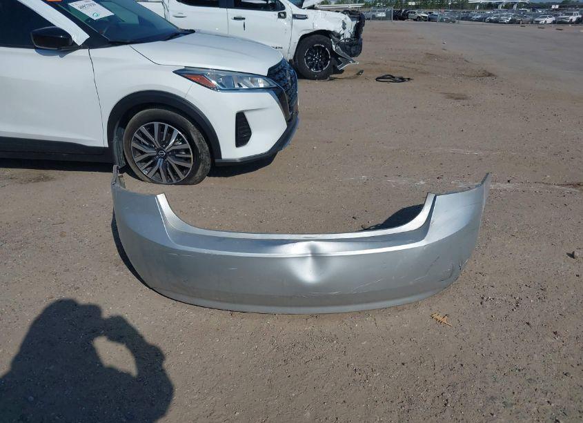 Photo 12 of 2018 Chevrolet Impala 1LT (VIN 2G1105S32J9106474)