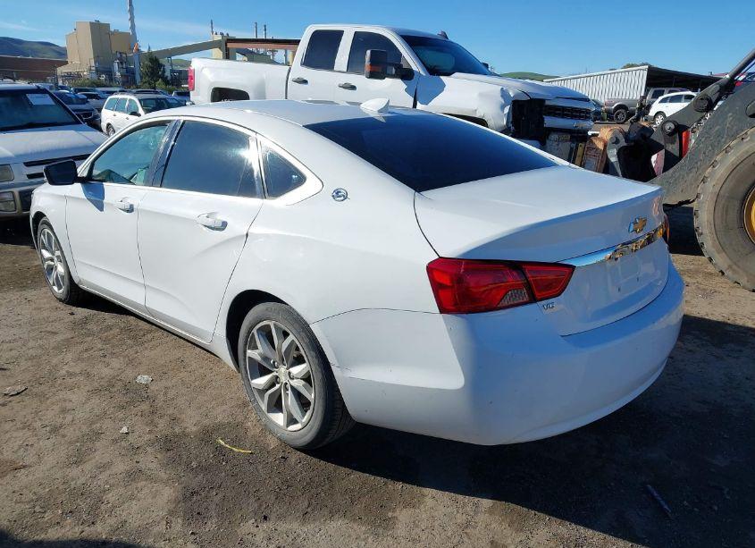 Photo 3 of 2017 Chevrolet Impala 1LT (VIN 2G1105S33H9119552)
