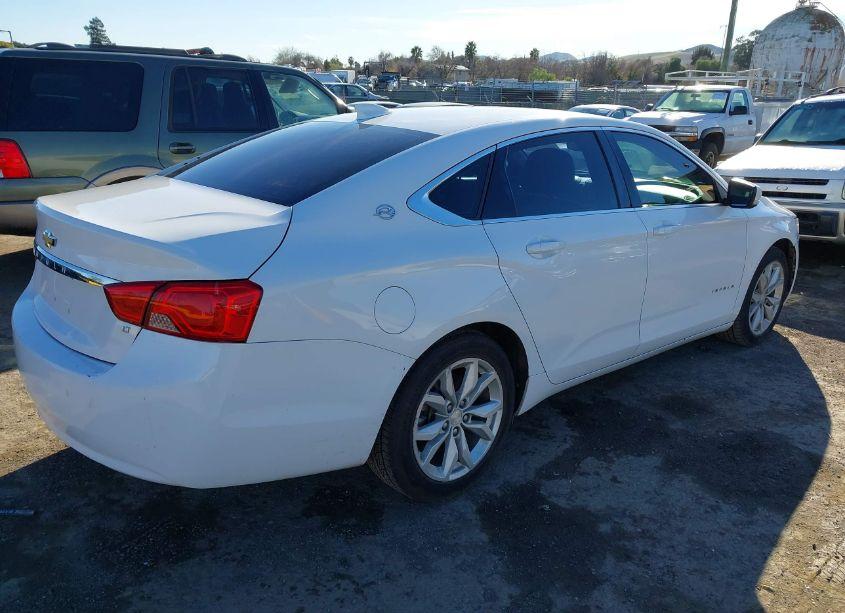 Photo 4 of 2017 Chevrolet Impala 1LT (VIN 2G1105S33H9119552)