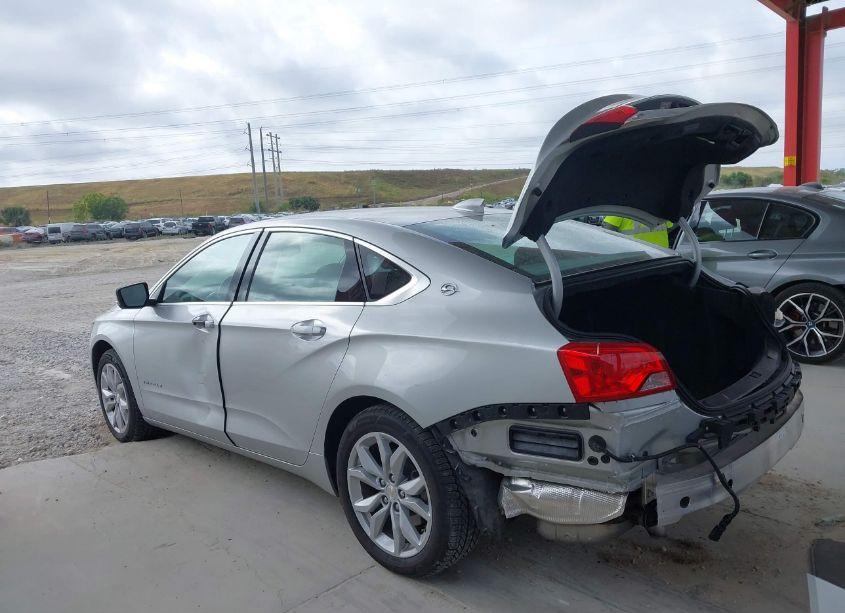 Photo 15 of 2017 Chevrolet Impala 1LT (VIN 2G1105S33H9146945)