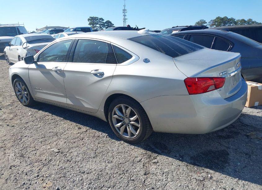 Photo 3 of 2017 Chevrolet Impala 1LT (VIN 2G1105S33H9159534)