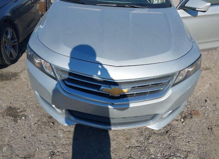 Photo 6 of 2017 Chevrolet Impala 1LT (VIN 2G1105S33H9159534)