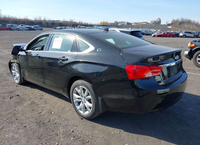 Photo 3 of 2017 Chevrolet Impala 1LT (VIN 2G1105S33H9180058)