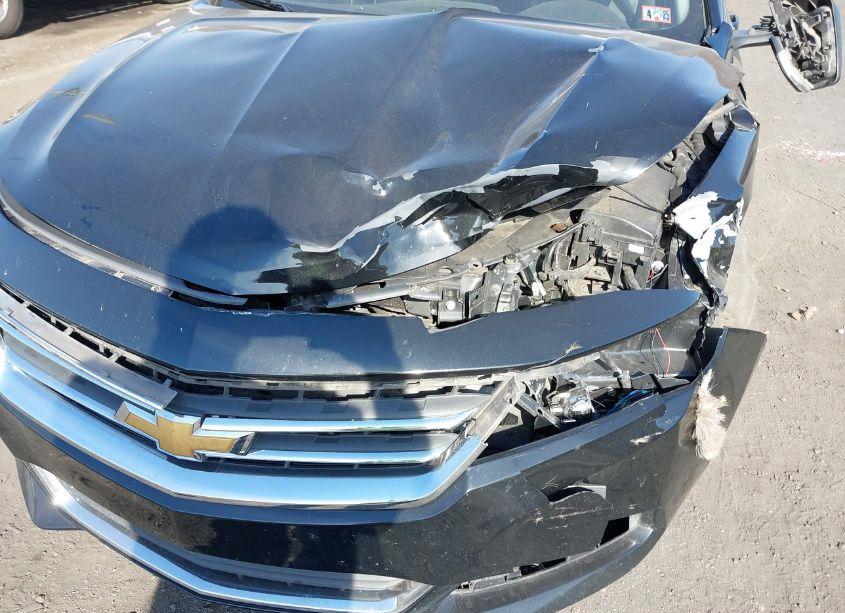 Photo 6 of 2017 Chevrolet Impala 1LT (VIN 2G1105S33H9180058)