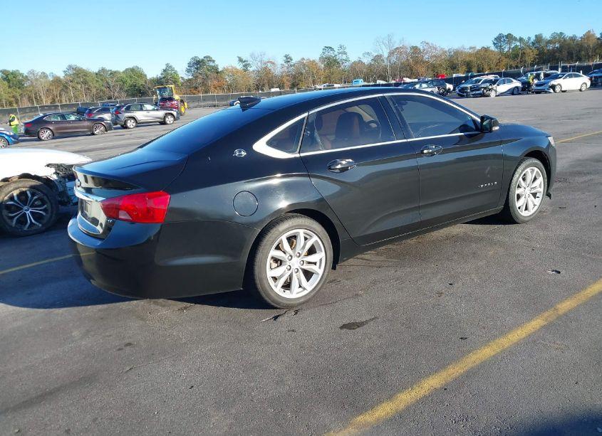 Photo 3 of 2018 Chevrolet Impala 1LT (VIN 2G1105S33J9108928)