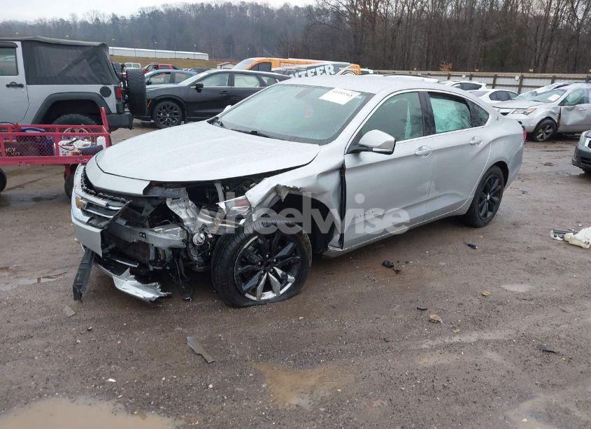Photo 2 of 2018 Chevrolet Impala 1LT (VIN 2G1105S33J9112686)