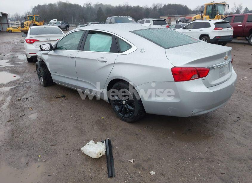 Photo 3 of 2018 Chevrolet Impala 1LT (VIN 2G1105S33J9112686)