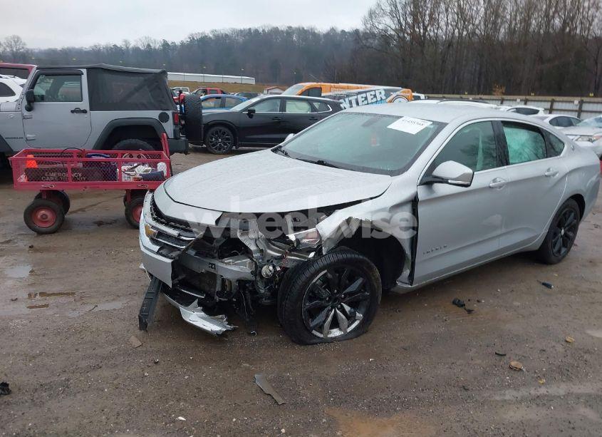 Photo 6 of 2018 Chevrolet Impala 1LT (VIN 2G1105S33J9112686)