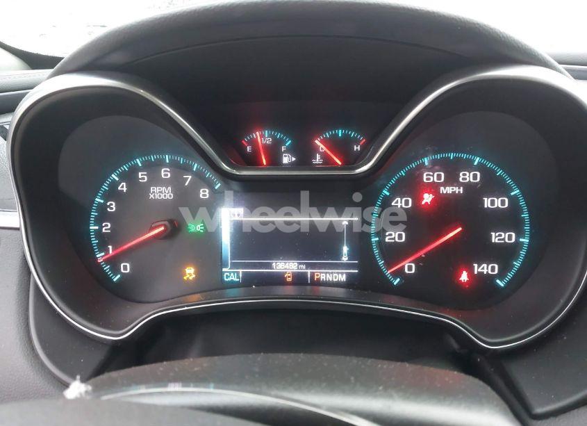 Photo 7 of 2018 Chevrolet Impala 1LT (VIN 2G1105S33J9112686)