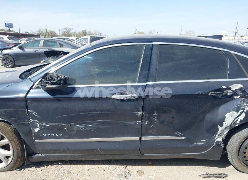 Photo 14 of 2018 Chevrolet Impala 1LT (VIN 2G1105S33J9129701)