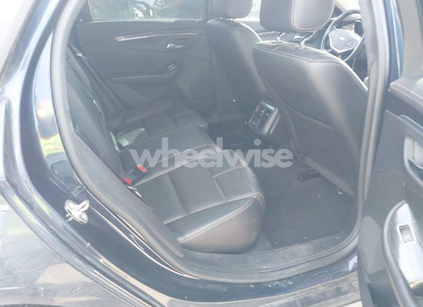 Photo 8 of 2018 Chevrolet Impala 1LT (VIN 2G1105S33J9129701)