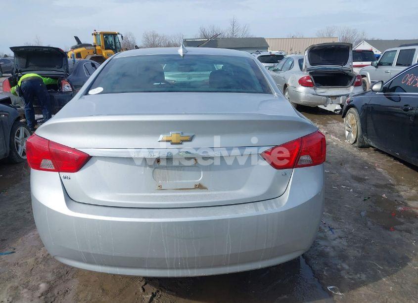 Photo 16 of 2018 Chevrolet Impala 1LT (VIN 2G1105S33J9147857)