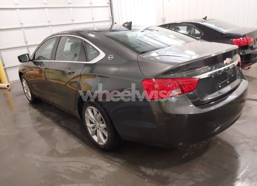 Photo 3 of 2018 Chevrolet Impala 1LT (VIN 2G1105S33J9171463)