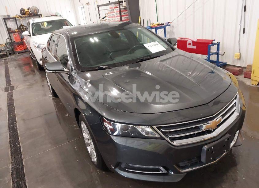 Photo 6 of 2018 Chevrolet Impala 1LT (VIN 2G1105S33J9171463)