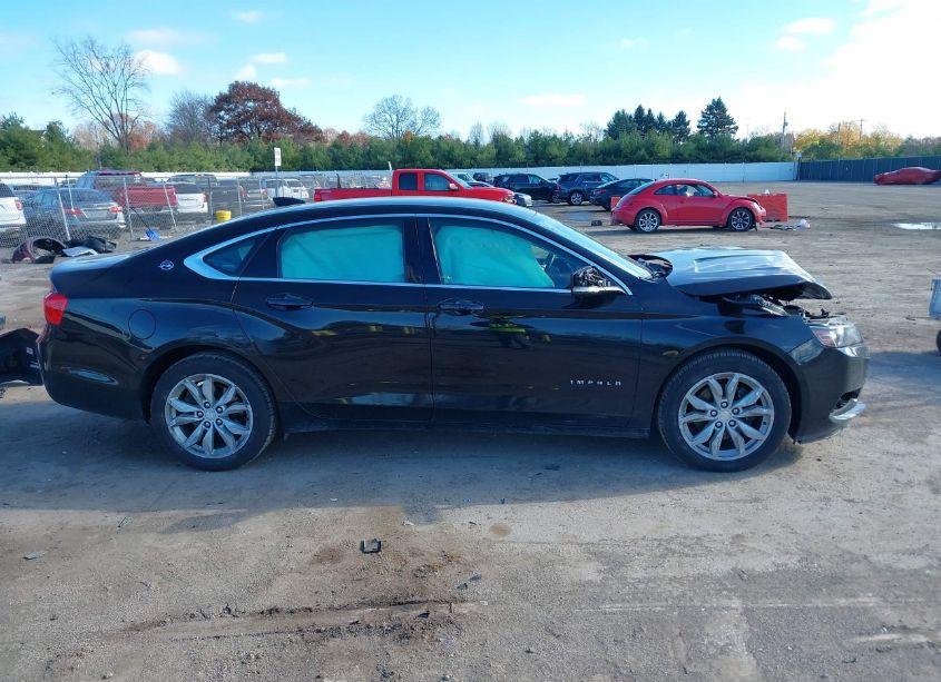Photo 13 of 2017 Chevrolet Impala 1LT (VIN 2G1105S34H9118054)