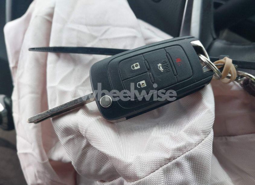 Photo 11 of 2017 Chevrolet Impala 1LT (VIN 2G1105S34H9186693)