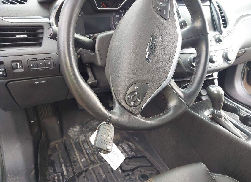 Photo 11 of 2017 Chevrolet Impala 1LT (VIN 2G1105S34H9196785)