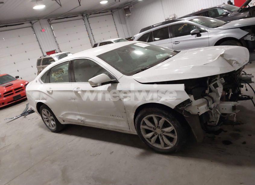 Photo 13 of 2018 Chevrolet Impala 1LT (VIN 2G1105S34J9110803)