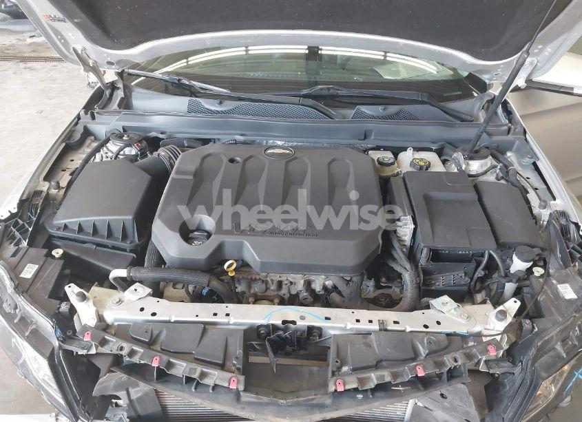 Photo 10 of 2018 Chevrolet Impala 1LT (VIN 2G1105S34J9133806)