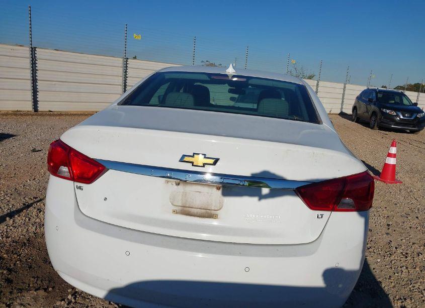 Photo 16 of 2018 Chevrolet Impala 1LT (VIN 2G1105S34J9177630)