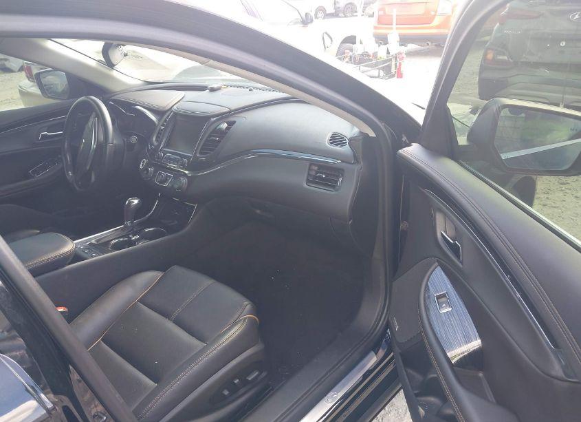 Photo 5 of 2019 Chevrolet Impala PREMIER (VIN 2G1105S34K9103688)