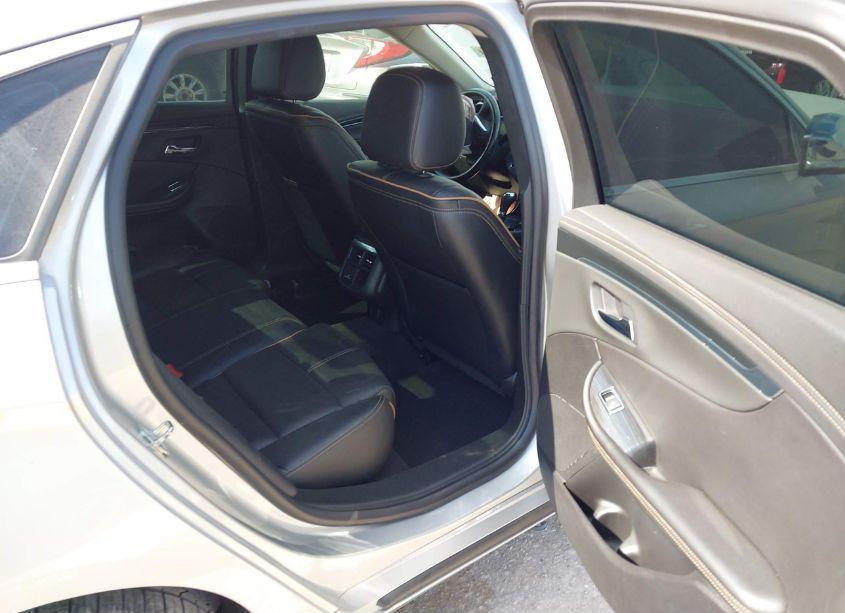 Photo 8 of 2019 Chevrolet Impala PREMIER (VIN 2G1105S34K9157850)
