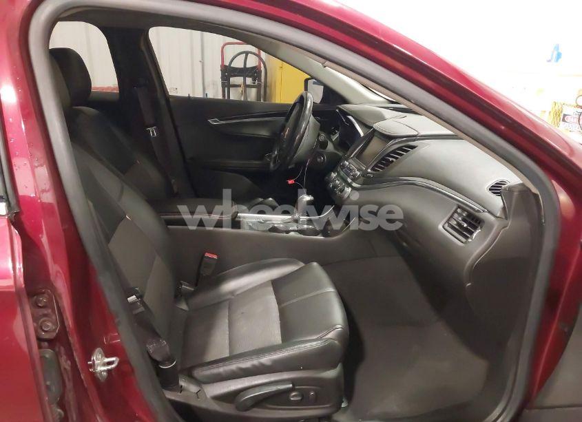 Photo 5 of 2017 Chevrolet Impala 1LT (VIN 2G1105S35H9105491)