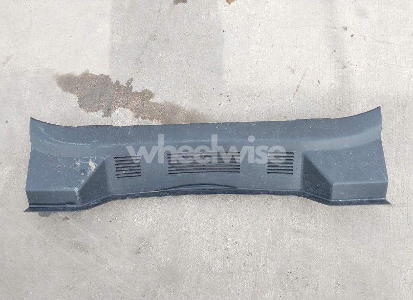 Photo 12 of 2017 Chevrolet Impala 1LT (VIN 2G1105S35H9143187)