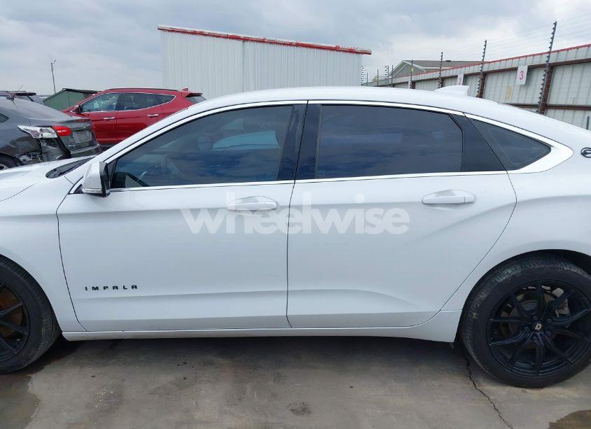 Photo 15 of 2017 Chevrolet Impala 1LT (VIN 2G1105S35H9143187)