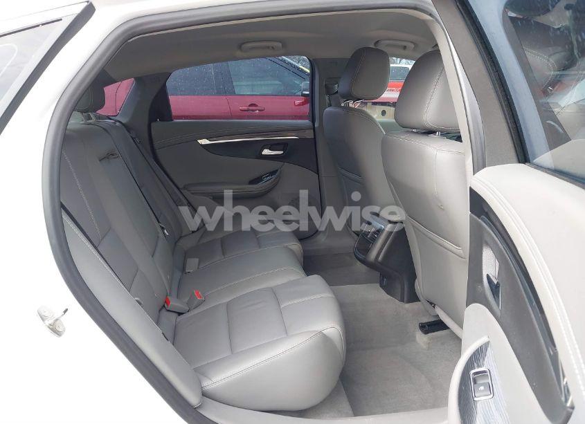 Photo 8 of 2017 Chevrolet Impala 1LT (VIN 2G1105S35H9143187)