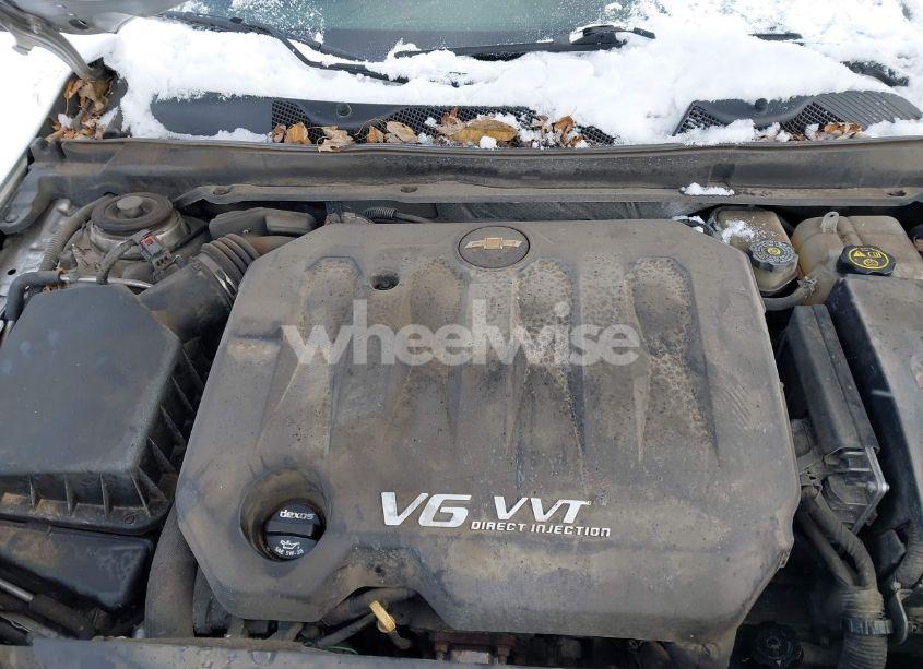 Photo 10 of 2017 Chevrolet Impala 1LT (VIN 2G1105S35H9187092)