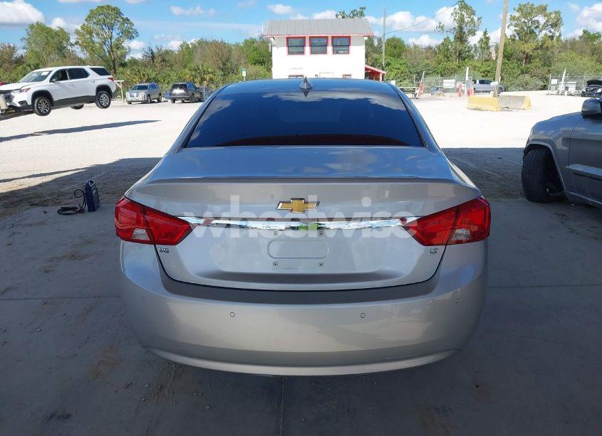 Photo 16 of 2018 Chevrolet Impala 1LT (VIN 2G1105S35J9106856)