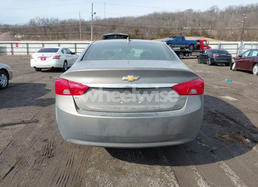 Photo 16 of 2018 Chevrolet Impala 1LT (VIN 2G1105S35J9116562)