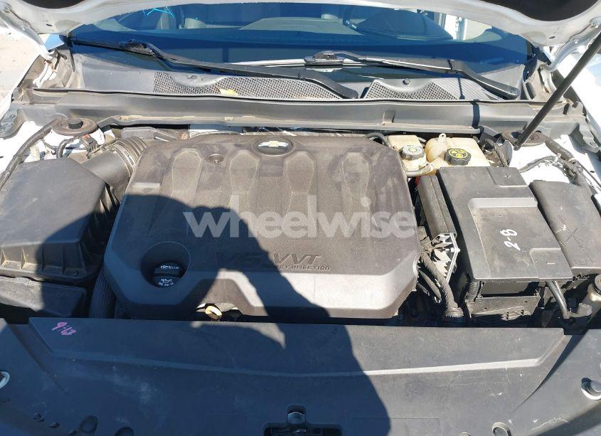 Photo 10 of 2018 Chevrolet Impala 1LT (VIN 2G1105S35J9116612)