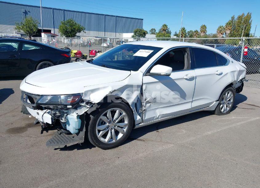 Photo 2 of 2018 Chevrolet Impala 1LT (VIN 2G1105S35J9116612)