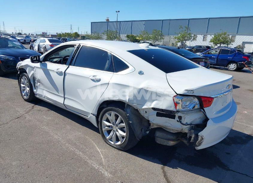 Photo 3 of 2018 Chevrolet Impala 1LT (VIN 2G1105S35J9116612)
